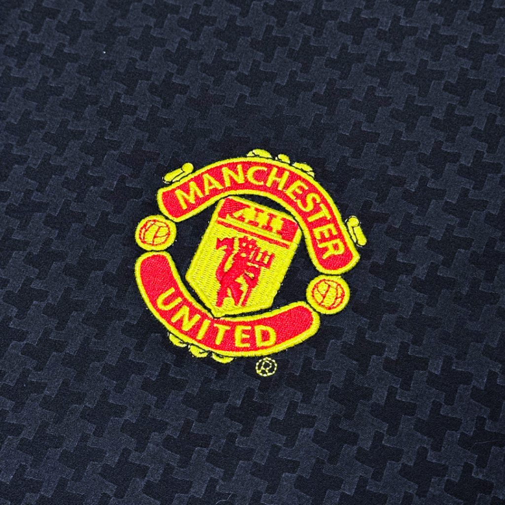 Manchester United 2003/04 Away