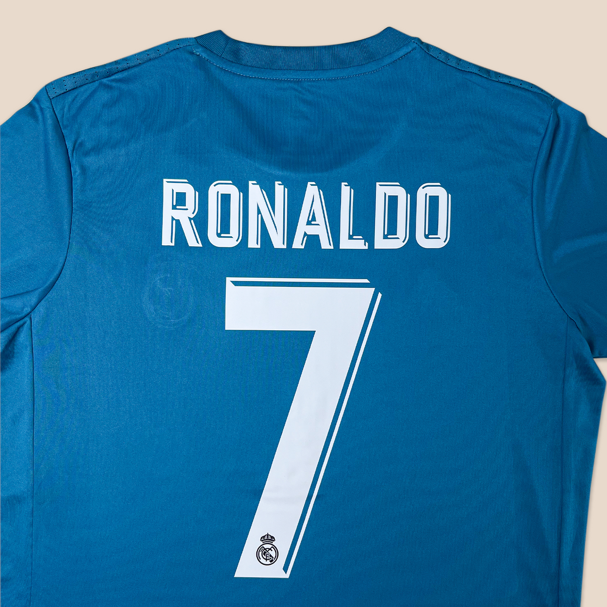 Real Madrid 2017/18 Third