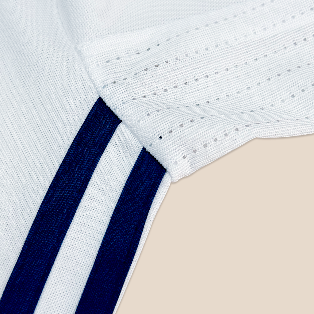 Real Madrid 2016/17 Home