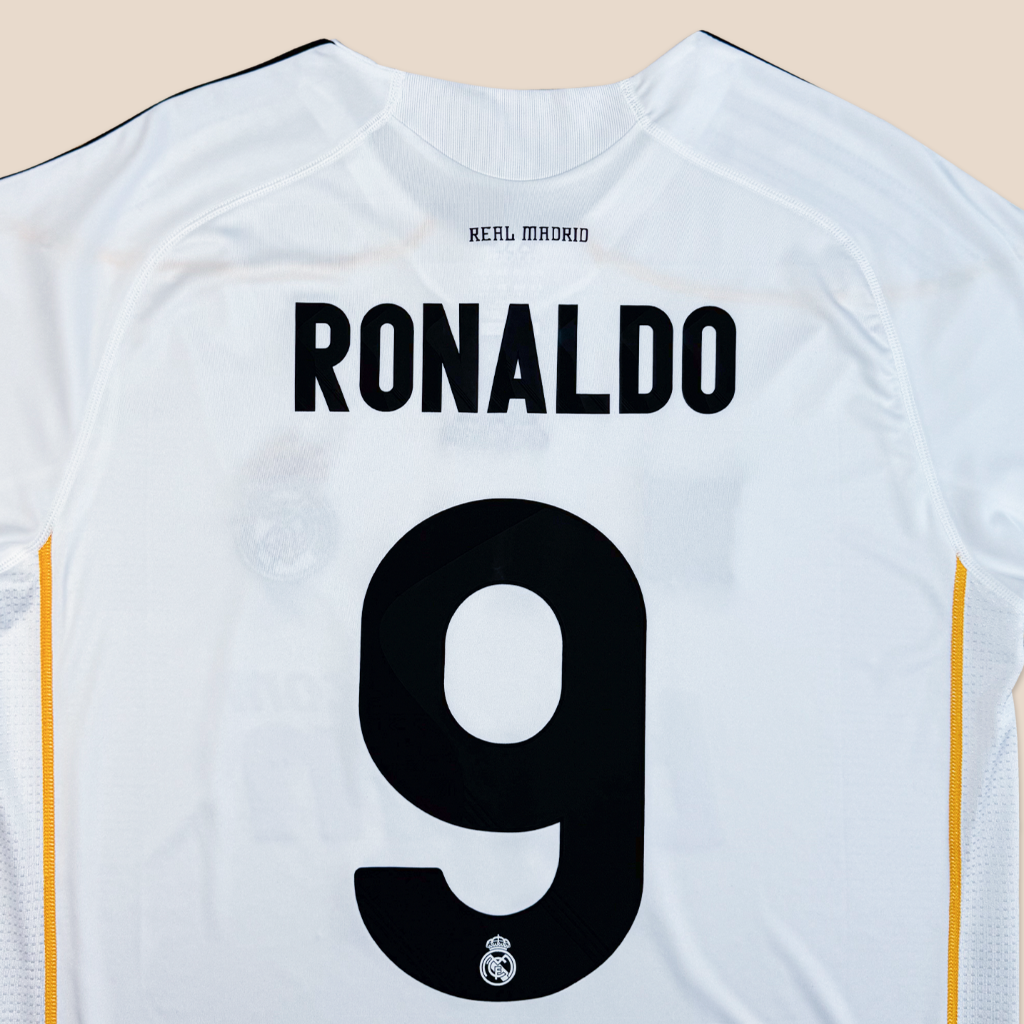 Real Madrid 2009/10 Home
