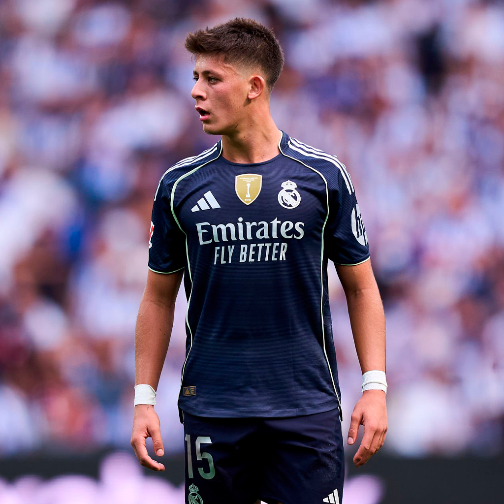 Real Madrid 2025/26 Away Version Player