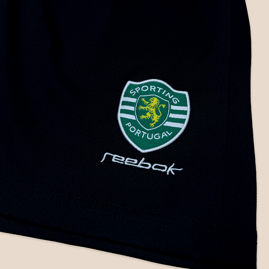 Sporting Lisboa 2002/03 Home for Kids